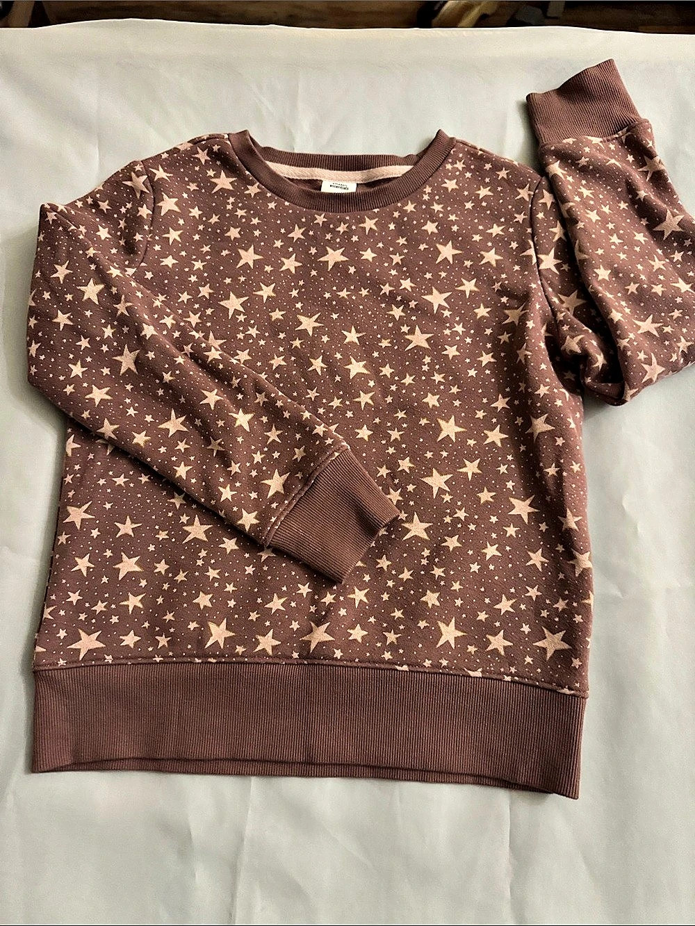 amazon essentials Star Print Sweatshirt Size Medium NWT